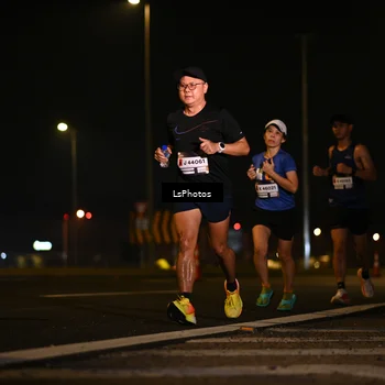 Runner Photo 7560323