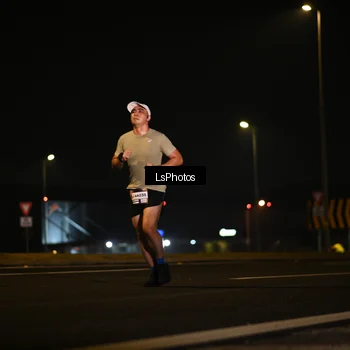 Runner Photo 7560341
