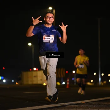 Runner Photo 7560368