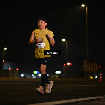 Runner Photo 7560371