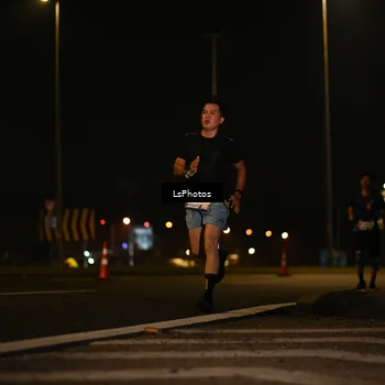 Runner Photo 7560372