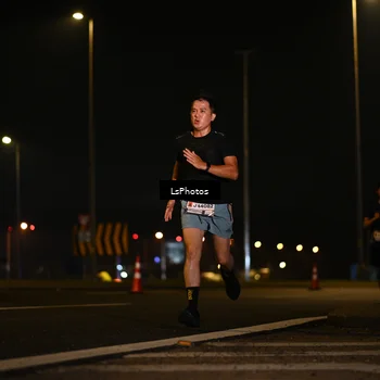 Runner Photo 7560373