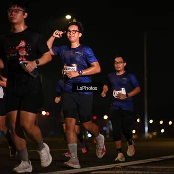 Runner Photo 7560392