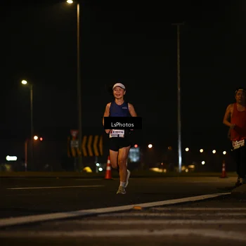 Runner Photo 7560405