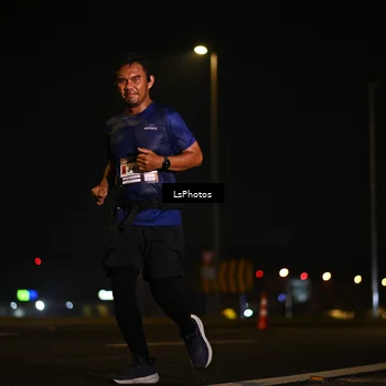 Runner Photo 7560437