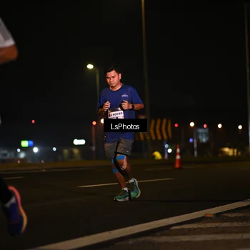 Runner Photo 7560443