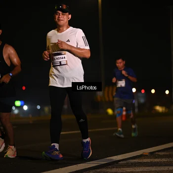 Runner Photo 7560444