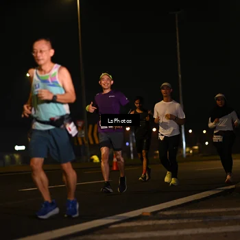 Runner Photo 7560452