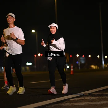 Runner Photo 7560458