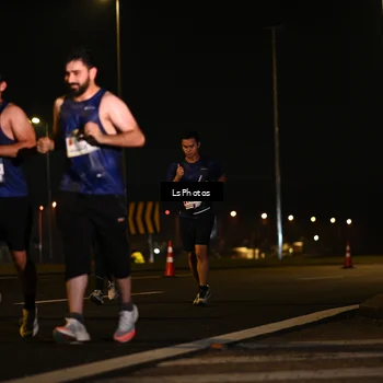 Runner Photo 7560471