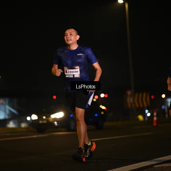 Runner Photo 7560480