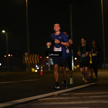 Runner Photo 7560506