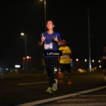 Runner Photo 7560511