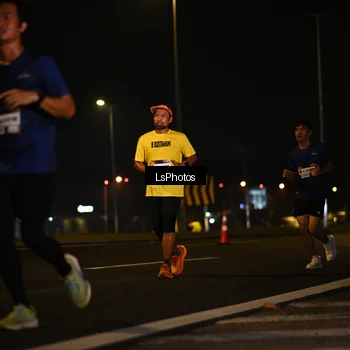 Runner Photo 7560513