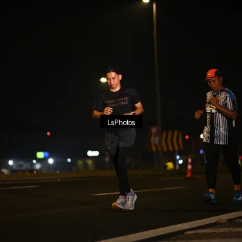 Runner Photo 7560531