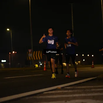 Runner Photo 7560544
