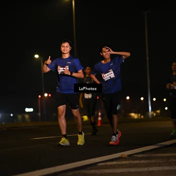 Runner Photo 7560553