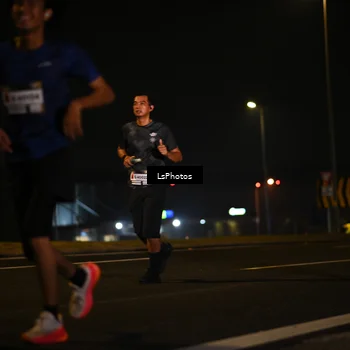 Runner Photo 7560555