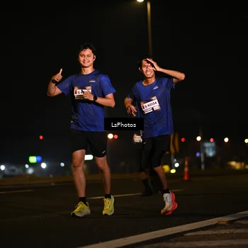 Runner Photo 7560559