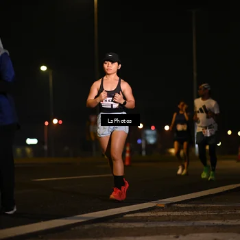 Runner Photo 7560574
