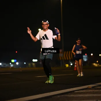 Runner Photo 7560579
