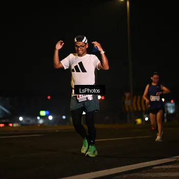 Runner Photo 7560580