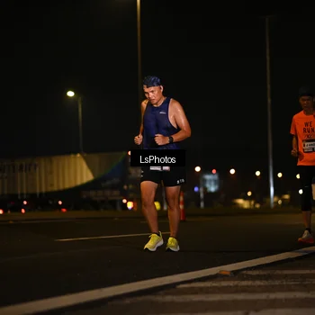 Runner Photo 7560591