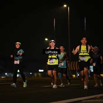 Runner Photo 7560606