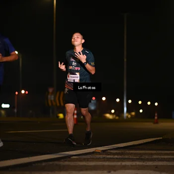 Runner Photo 7560626