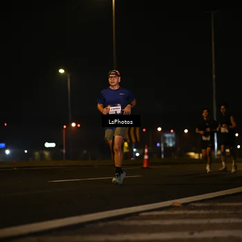 Runner Photo 7560648