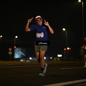 Runner Photo 7560652