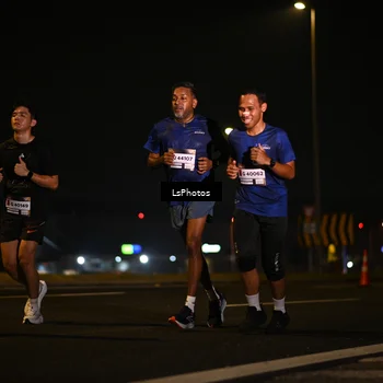 Runner Photo 7560659
