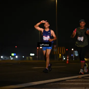 Runner Photo 7560663