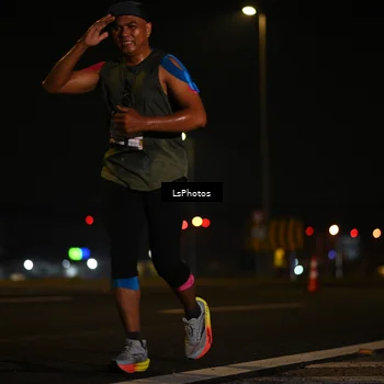 Runner Photo 7560668
