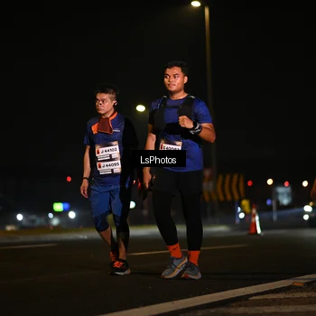Runner Photo 7560673