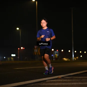 Runner Photo 7560681