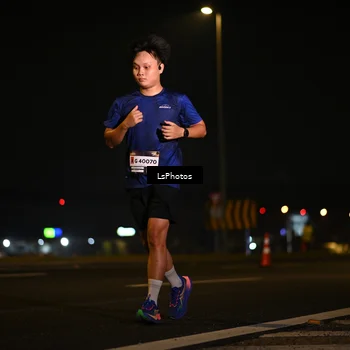 Runner Photo 7560683