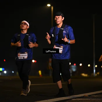 Runner Photo 7560715