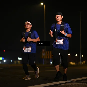 Runner Photo 7560716