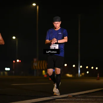 Runner Photo 7560723