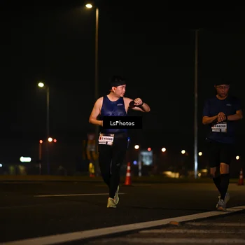Runner Photo 7560729