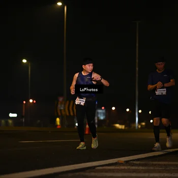 Runner Photo 7560736