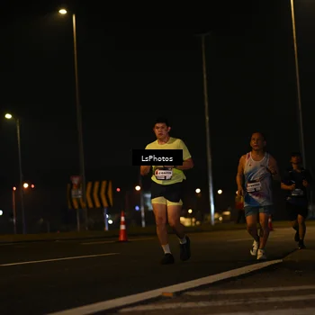 Runner Photo 7560744