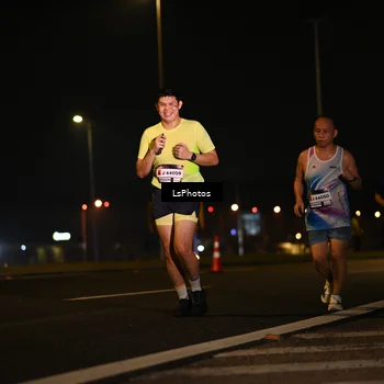 Runner Photo 7560747