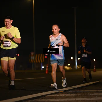 Runner Photo 7560748