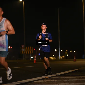 Runner Photo 7560749