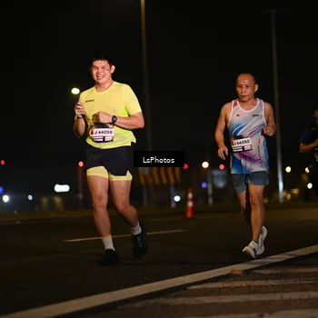 Runner Photo 7560751