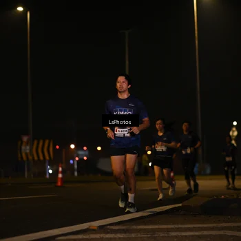 Runner Photo 7560756