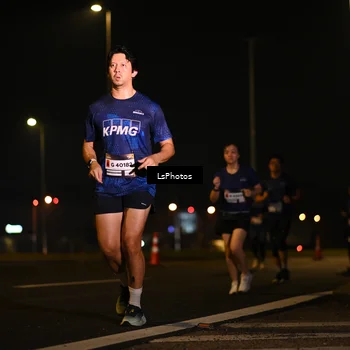 Runner Photo 7560761