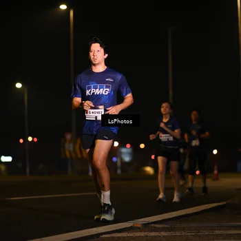 Runner Photo 7560763